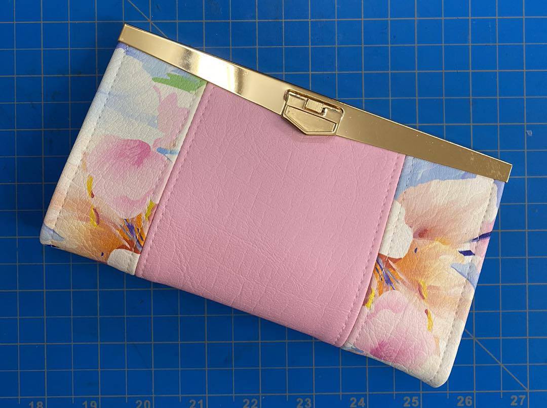 LARGE BI-FOLD WALLET - pdf pattern IN ENGLISH ONLY – Maggy55 Patterns